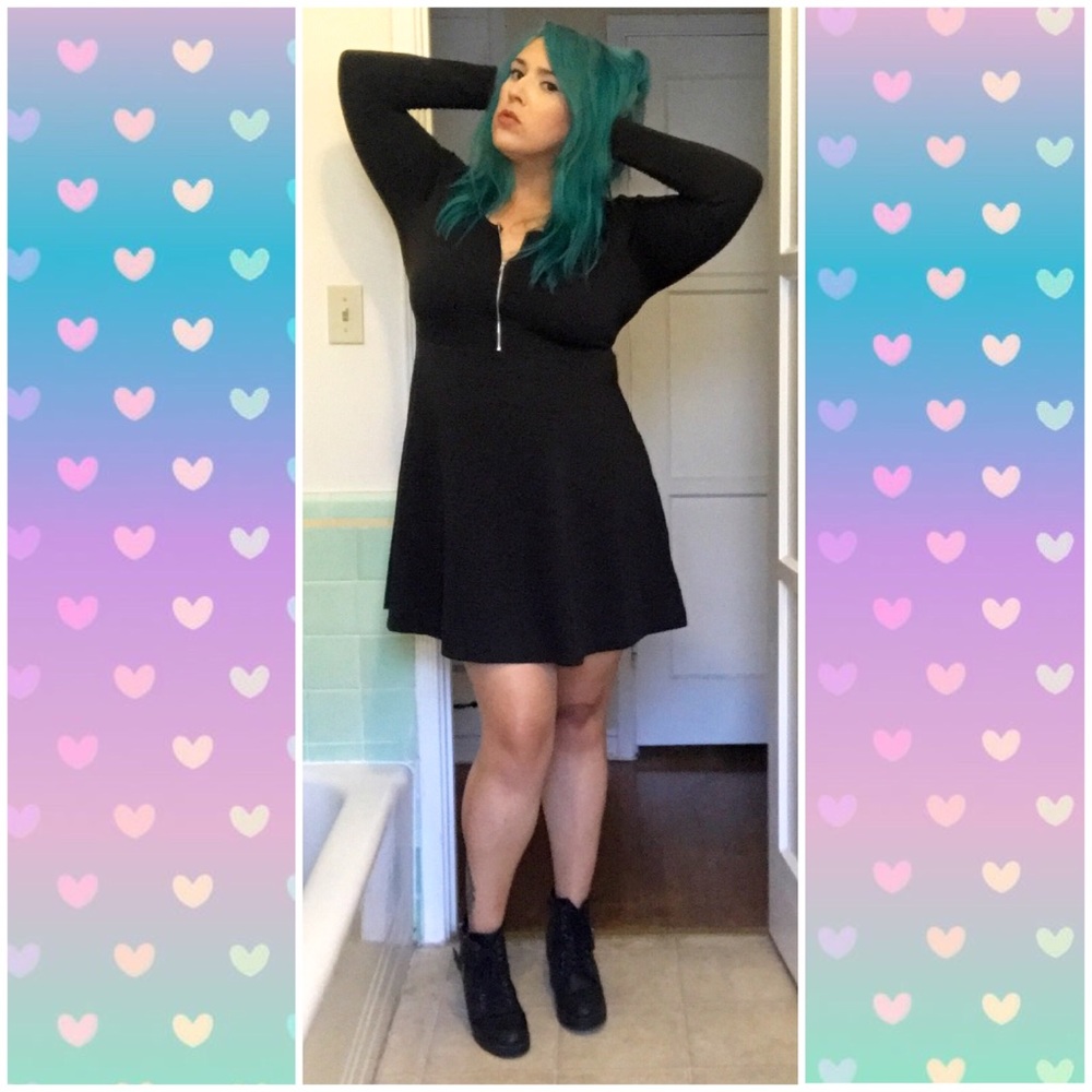 Brave Soul Long Sleeve Black Skater Dress w/Zipper